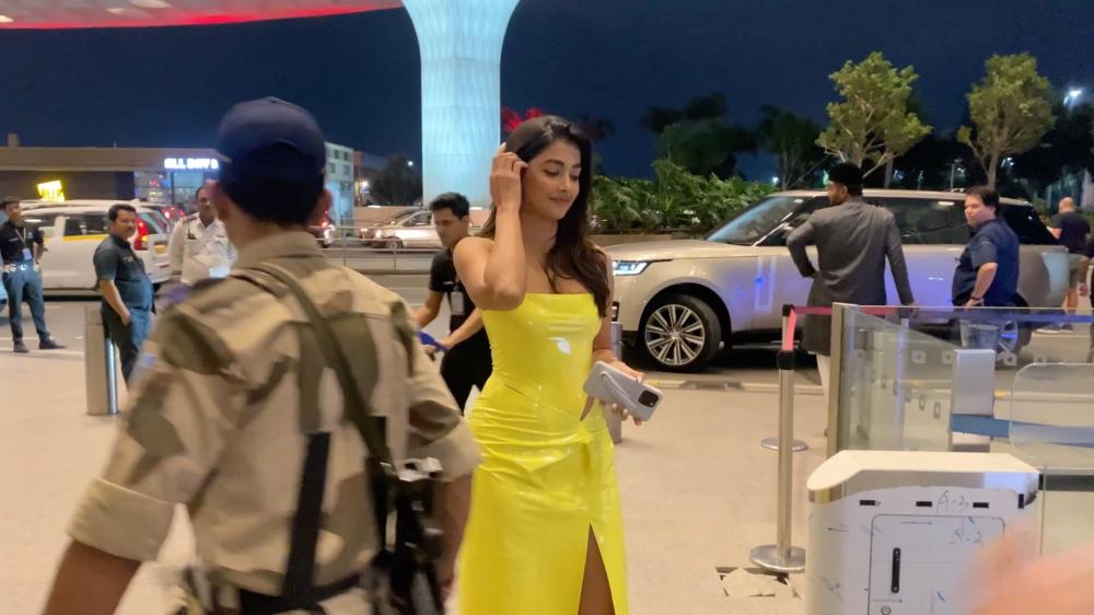 pooja-hegde-was-spotted-at-the-airport-as-she-flew-out-of-mumbai-the-actress-looked-chic-and-comfortable-showcasing-her-effortless-travel-style